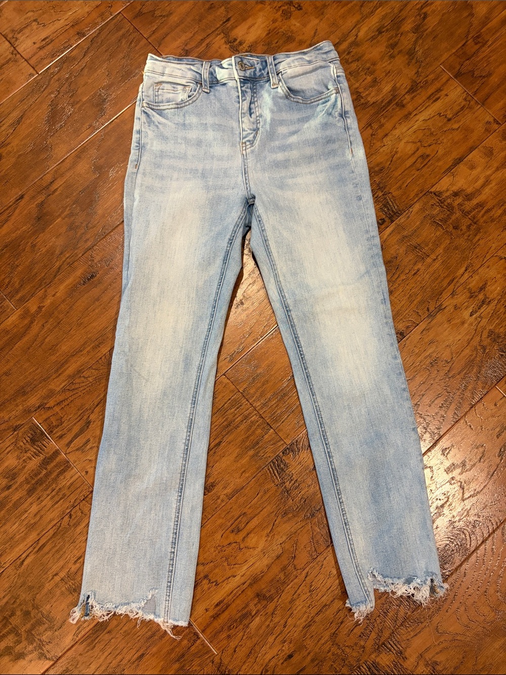Light Blue Frayed Hem Cropped Jeans - Women's Ankle Denim